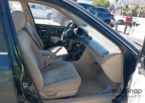 1997 Honda Accord Ex z USA, uszkodzony, nr VIN 1HGCD5554VA225091